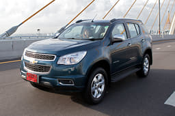 New Chevrolet Trailblazer pics